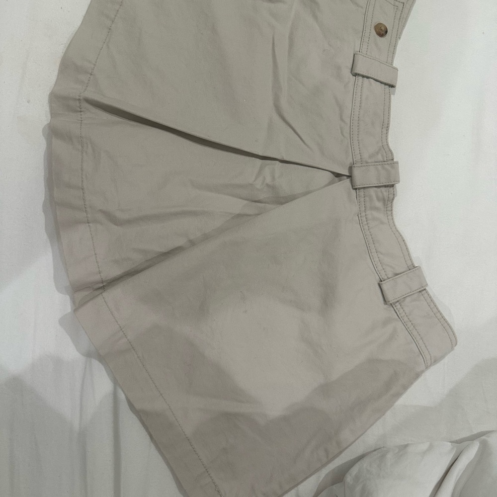 Helsa Workwear Pleated Mini Skort - Picture 7 of 7
